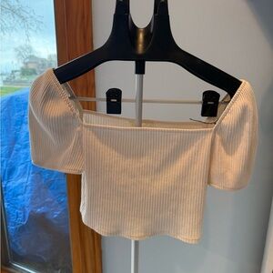 H&M Off-White Ribbed Puff Sleeve Crop Top